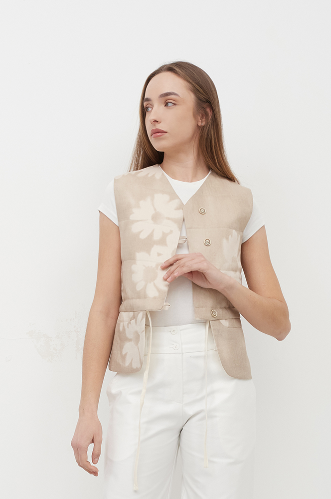 Камізелька стьобана з кишенями льон квіти (КА 87/9)